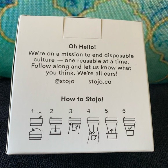 Stojo Collapsible Cup with four Reusable Straws - Picture 5 of 9